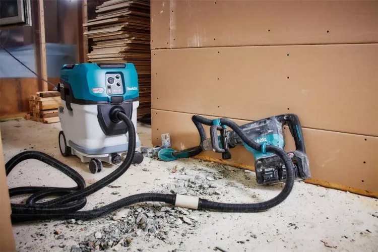 Пылесос строительный аккумуляторный 76В Makita VC006GMZ01, сухая и влажная уборка, 40л (без АКБ и ЗУ) купить в Ижевске