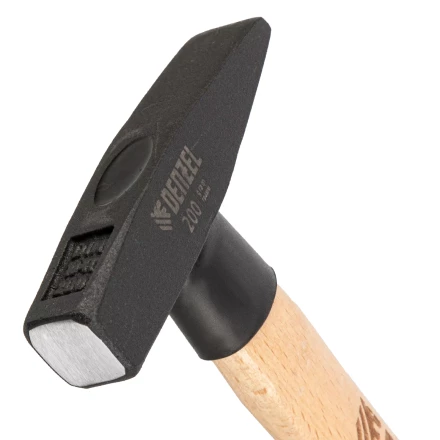 Молоток слесарный, 200 г Denzel, кованый квадратный боек, буковая рукоятка, 10426 купить в Ижевске