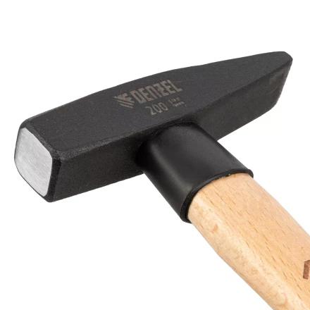 Молоток слесарный, 200 г Denzel, кованый квадратный боек, буковая рукоятка, 10426 купить в Ижевске