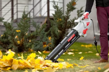 Пылесос ЗУБР садовый электрический, мусоросборник 40л, 2600Вт, 11000 - 15000об/мин, 12м3/мин, 160-270км/ч ЗПСЭ-2600 купить в Ижевске