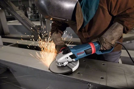 Шлифмашина BOSCH УШМ GWS 26 - 230 LVI купить в Ижевске