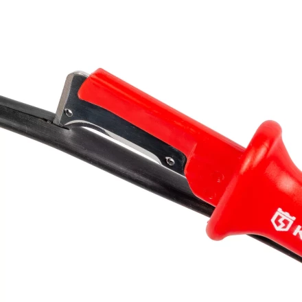 Универсальный набор инструментов КВТ СКМ-2 для опрессовки и снятия изоляции с диэлектрическим ножом монтажника (102352) купить в Ижевске