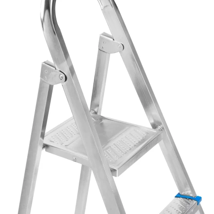 Стремянка Сибртех 97836, 4 ступени, стальная, оцинкованная купить в Ижевске