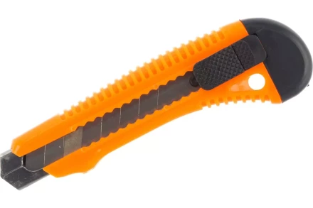 Нож с выдвижным лезвием 18 мм, пластиковый корпус, металлическая направляющая, Вихрь 73/10/10/2 купить в Ижевске