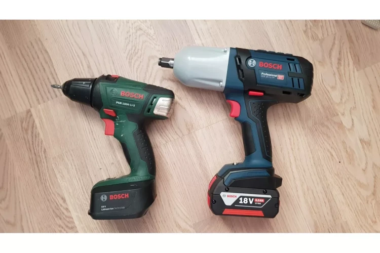 Bosch Аккумуляторный ударный гайковерт GDS 18 V-LI HT 06019B130A купить в Ижевске