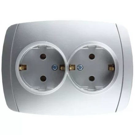 Розетка СВЕТОЗАР &quot;АКЦЕНТ&quot; двойная в сборе, с заземлением, цвет серебристый металлик, 16А/~250В SV-54207-SM купить в Ижевске