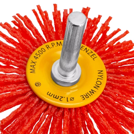 Щетка для дрели Denzel, 65 мм, Плоская, со шпилькой, нейлоновая щетина, 74433 купить в Ижевске