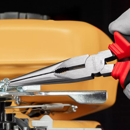 Длинногубцы прямые Matrix, 200 мм, хром-ванадий, двухкомпонентные рукоятки, 17311 купить в Ижевске