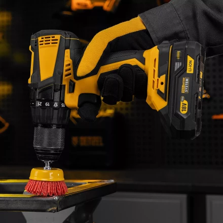 Щетка для дрели Denzel, 65 мм, Чашка, со шпилькой, нейлоновая щетина, 74435 купить в Ижевске