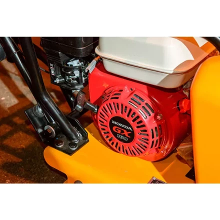 Виброплита VEKTOR VPG-100C купить в Ижевске