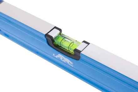 Уровень алюминиевый 800 мм профиль 1.6 мм фрезерованный ударопрочные заглушки 3 глазка БАРС 34424 купить в Ижевске